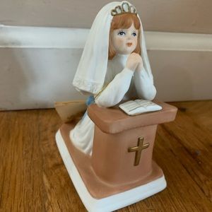 Communion Figurine